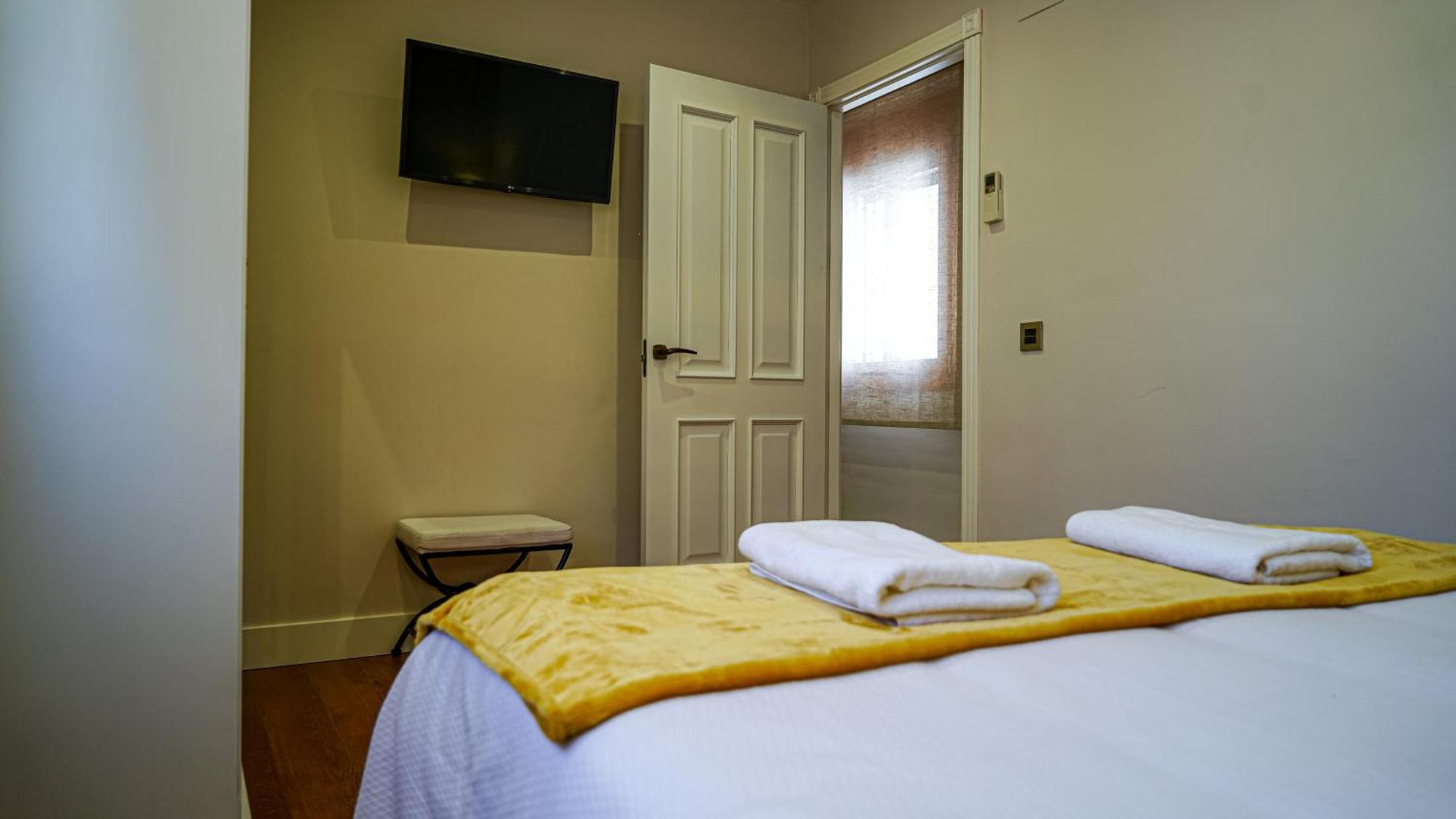 Apartamentos Puente Romano Suites Mérida Dış mekan fotoğraf