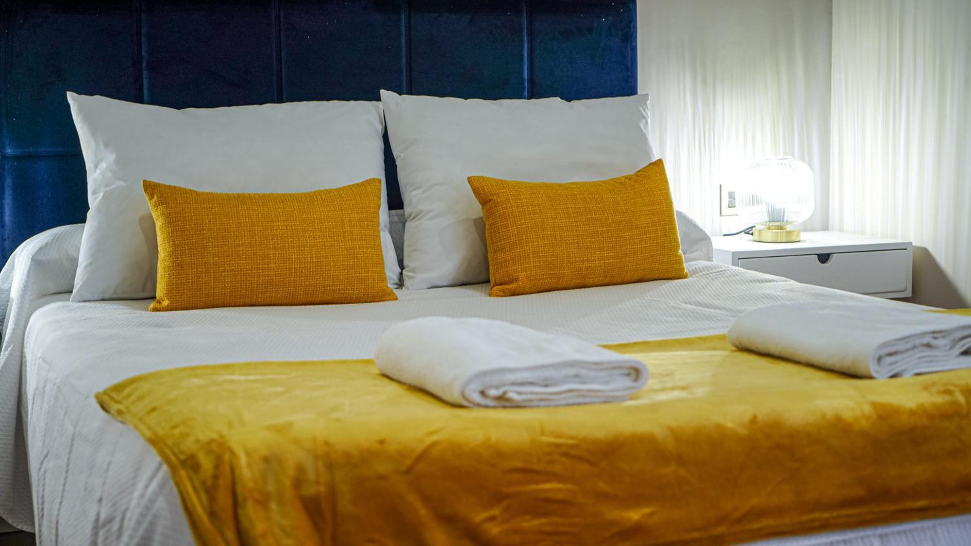 Apartamentos Puente Romano Suites Mérida Dış mekan fotoğraf