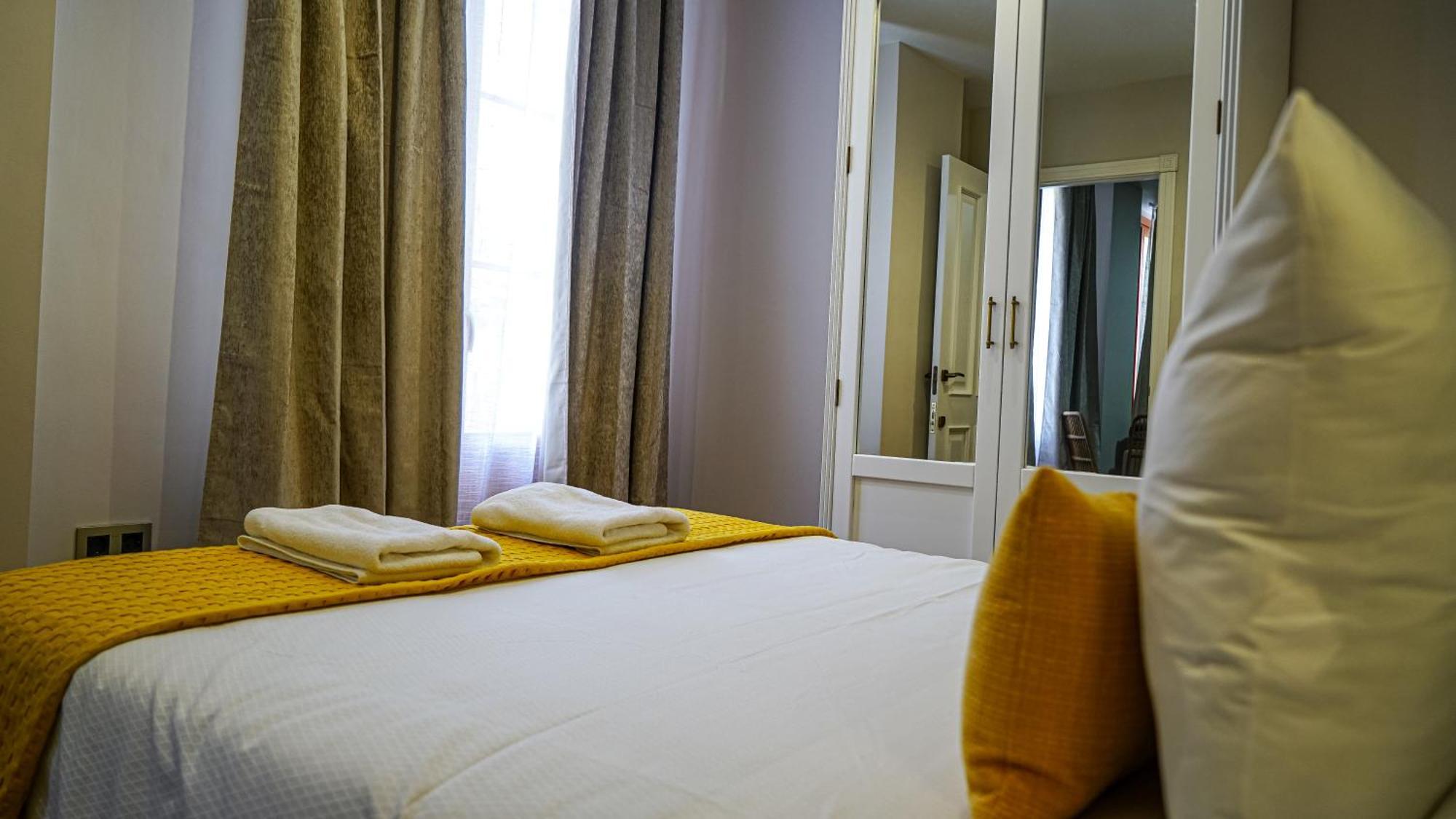 Apartamentos Puente Romano Suites Mérida Dış mekan fotoğraf