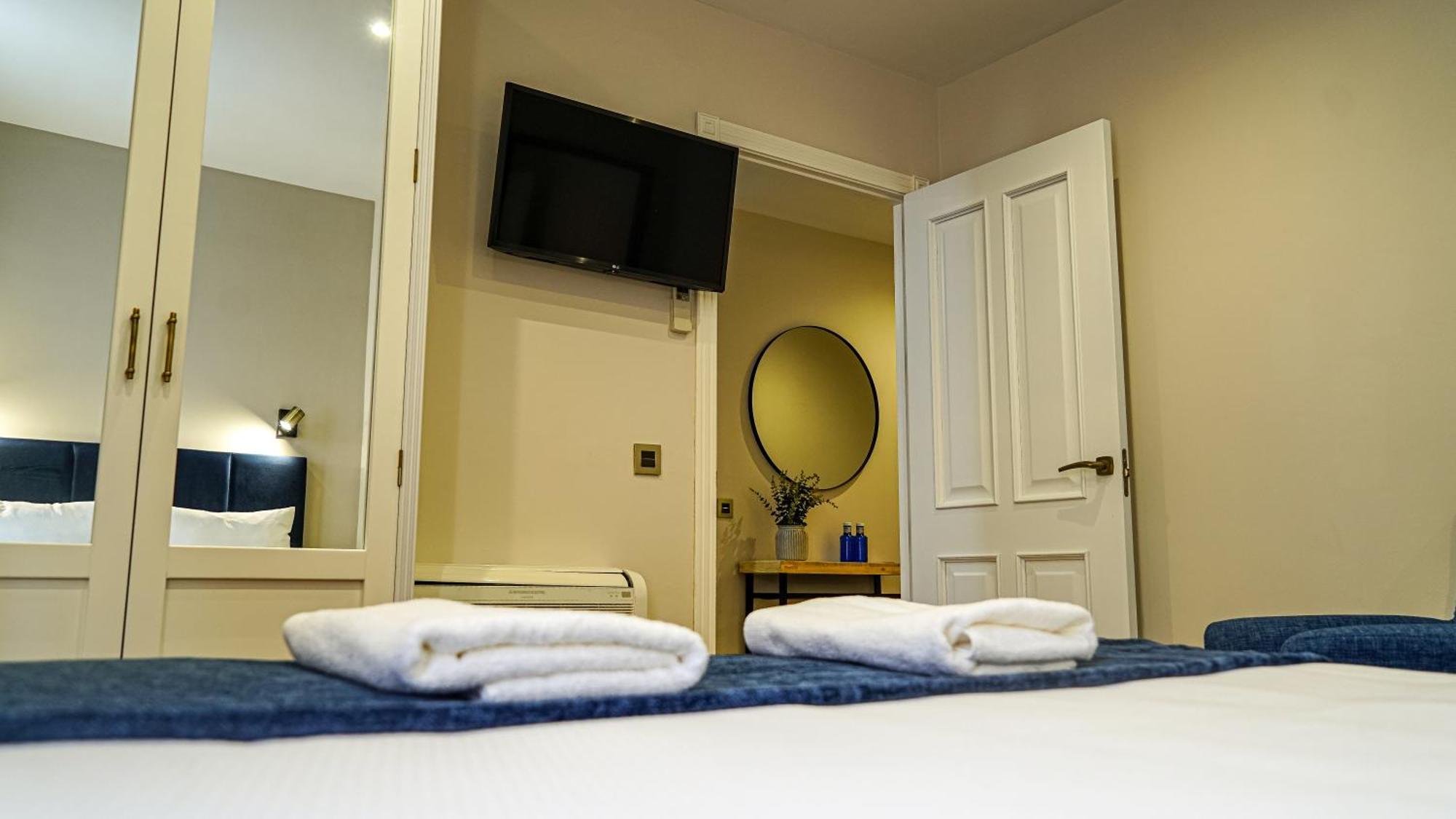 Apartamentos Puente Romano Suites Mérida Dış mekan fotoğraf