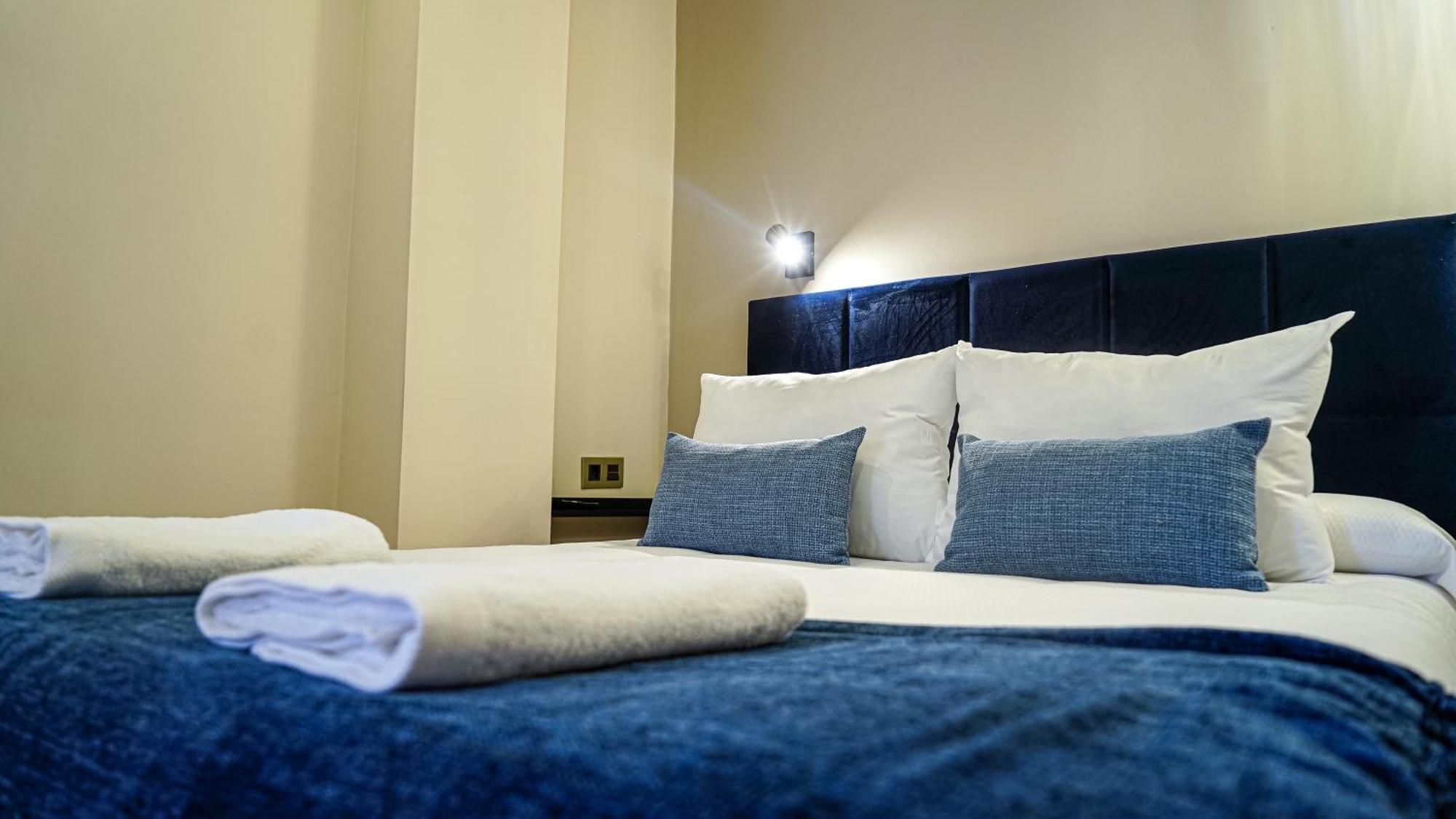 Apartamentos Puente Romano Suites Mérida Dış mekan fotoğraf