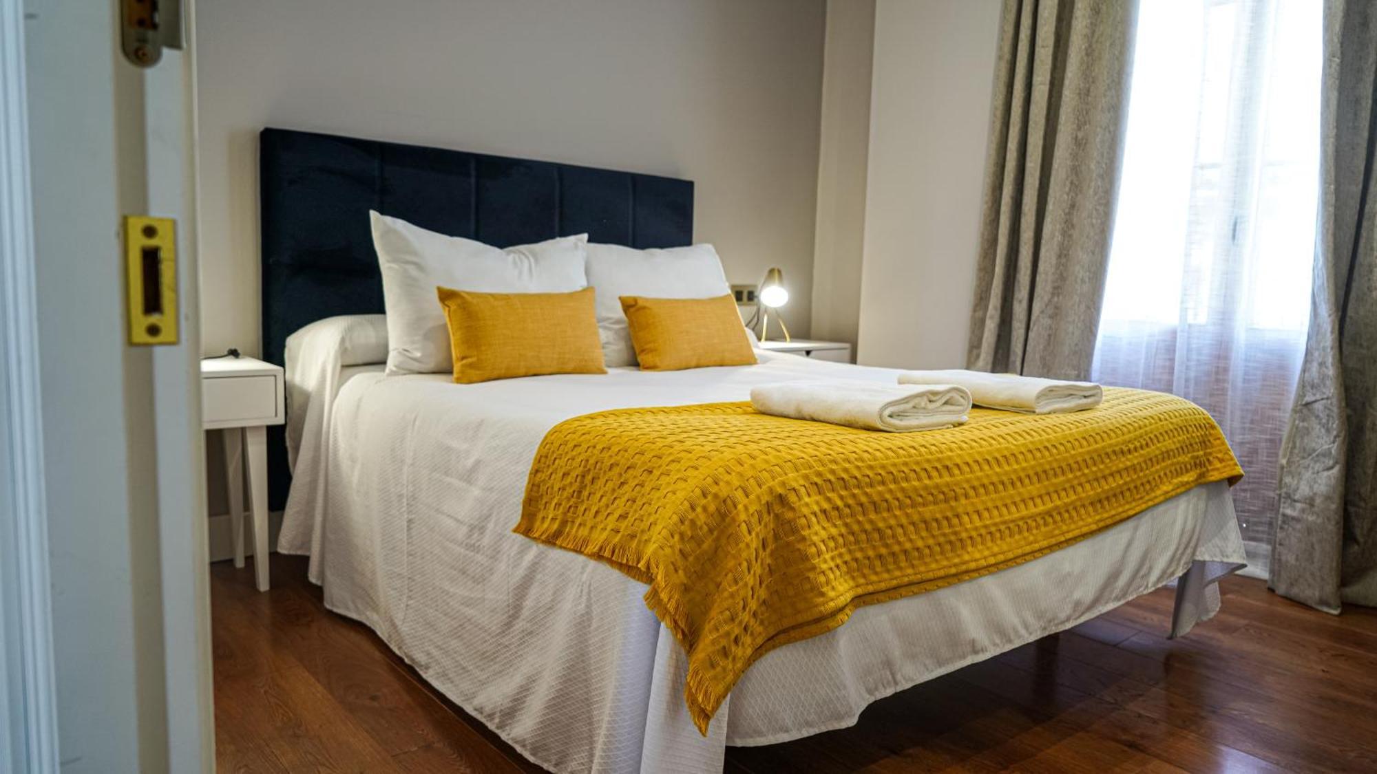 Apartamentos Puente Romano Suites Mérida Dış mekan fotoğraf