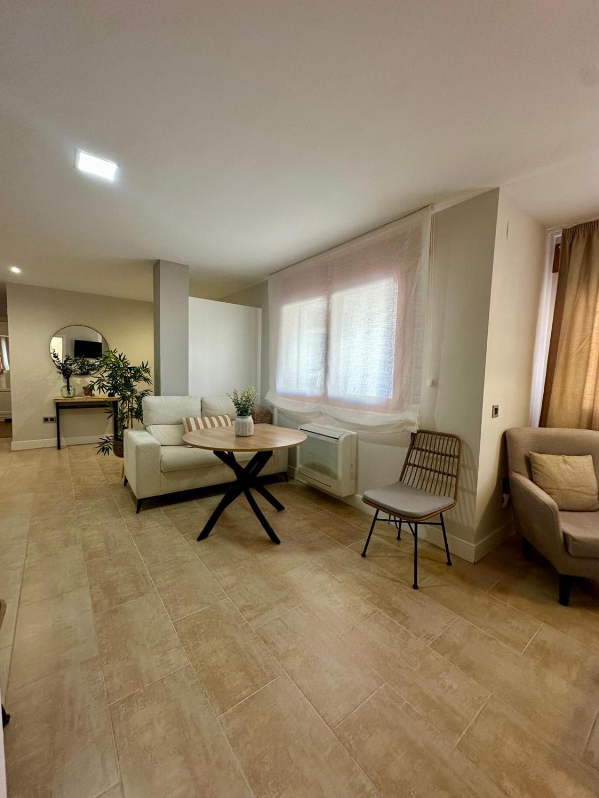 Apartamentos Puente Romano Suites Mérida Dış mekan fotoğraf